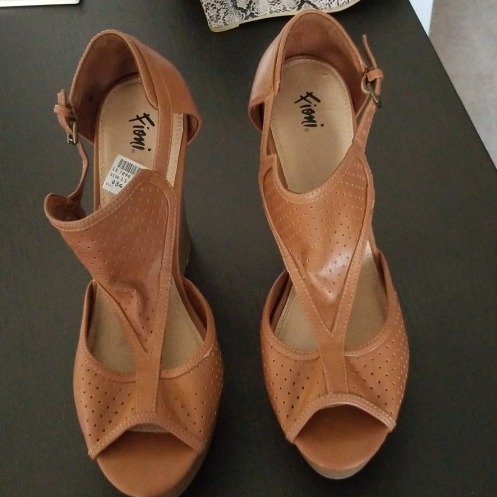Brand new size 13 Fiona wedge heels